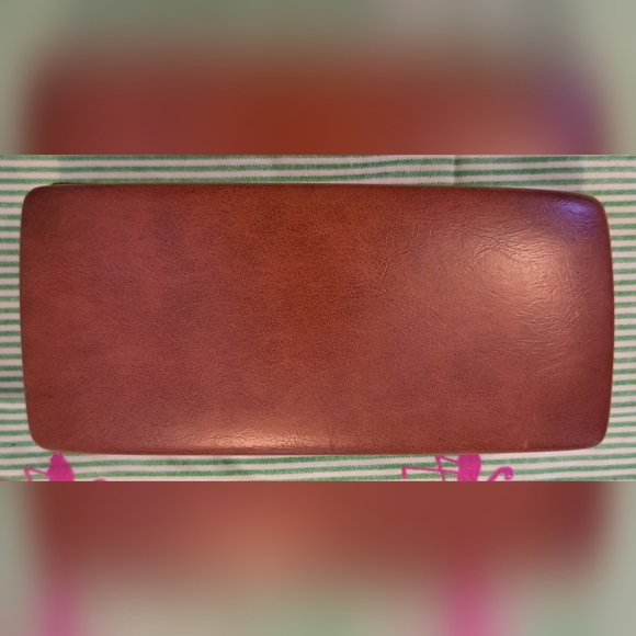 NWOT Unisex Illesteva Large Brown Leather Eyeglasses Sunglass Sunnies Hard Case - Picture 3 of 9